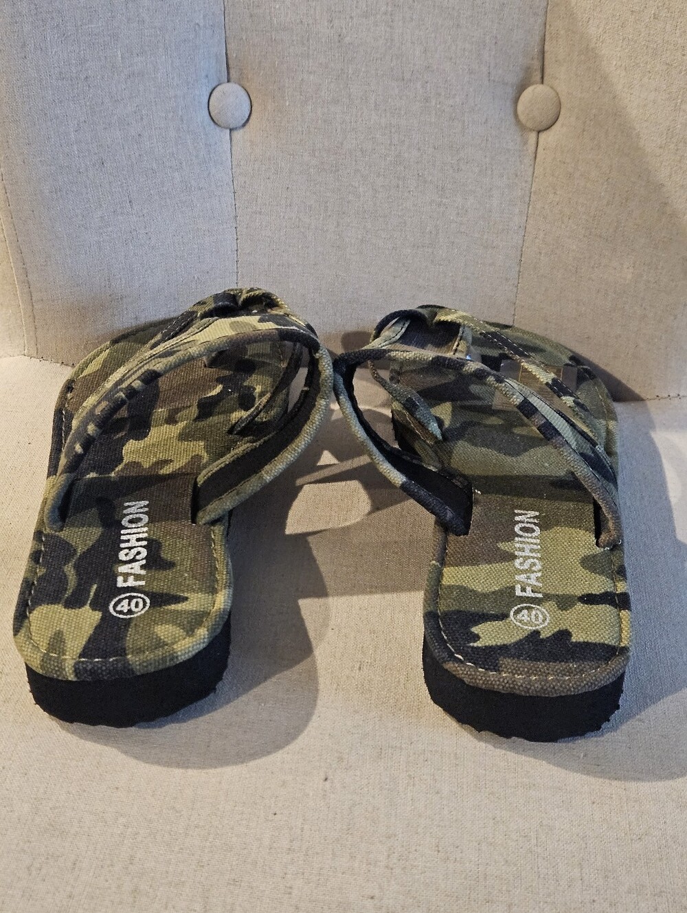 Camo Flip-Flop Sandals - Green Camo - Picture 4 of 8
